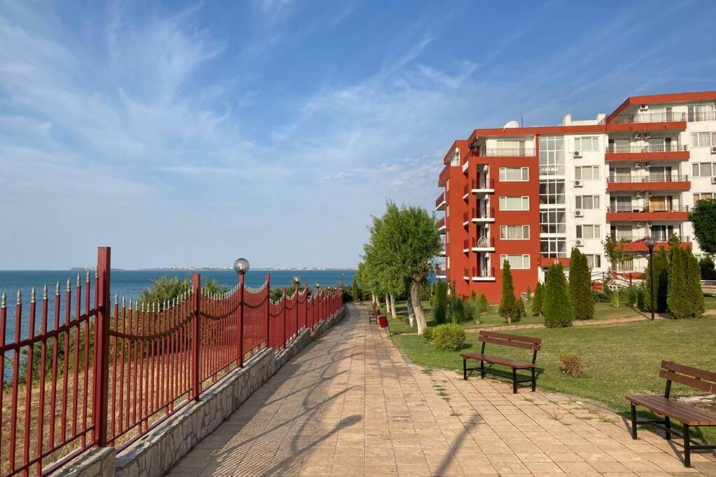 Marina View Fort Beach Studio Sveti Vlas Eksteriør billede